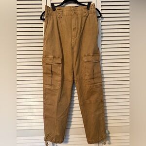 Banana Republic Women’s Camel Cargo Pants